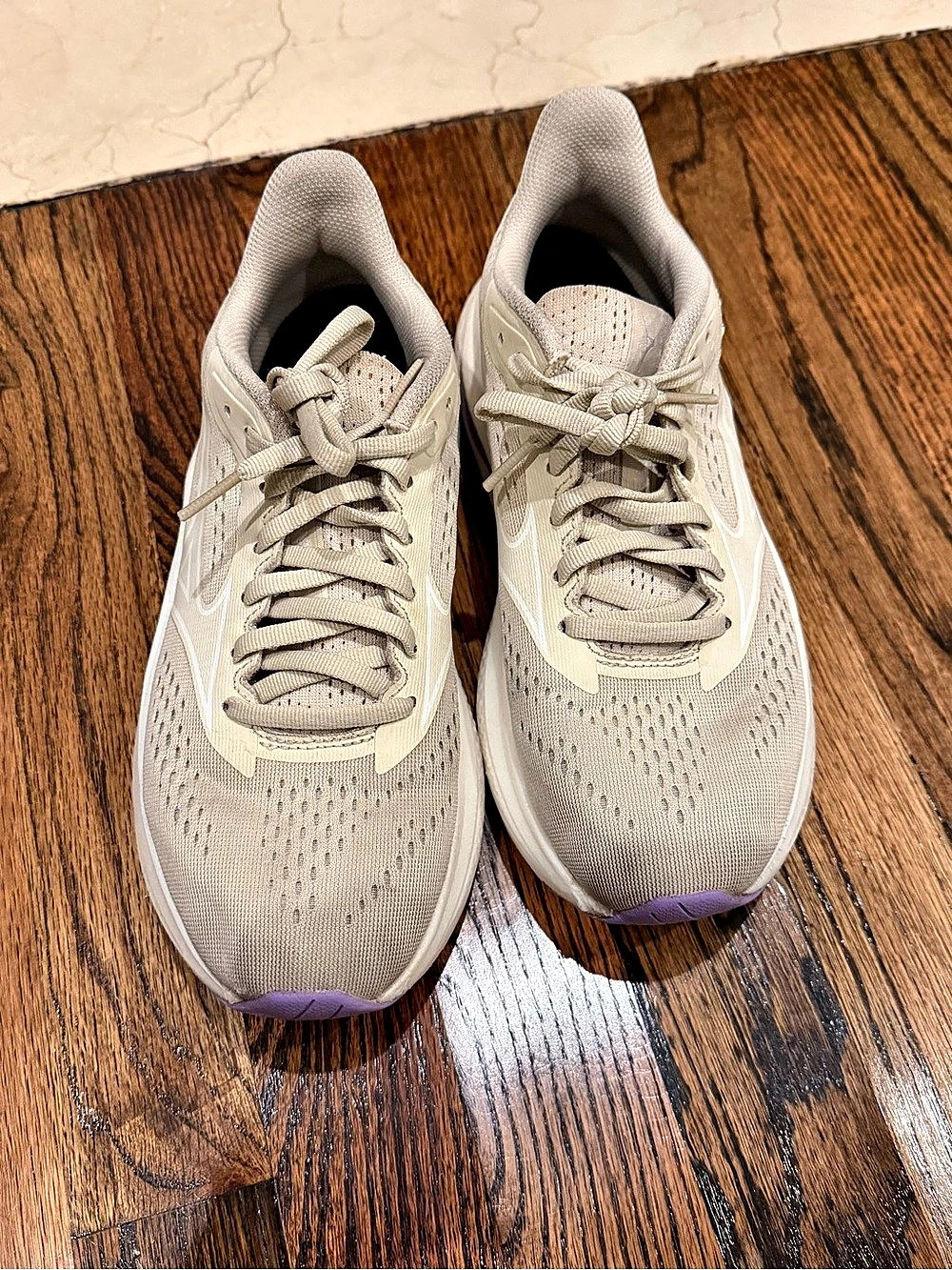 Mizuno Wave Inspire 22 Women's Athletic Shoes US 7.5 Gray & Purple